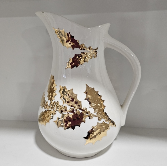 Vintage porcelain gold  leafs  pitcher - Picture 9 of 12